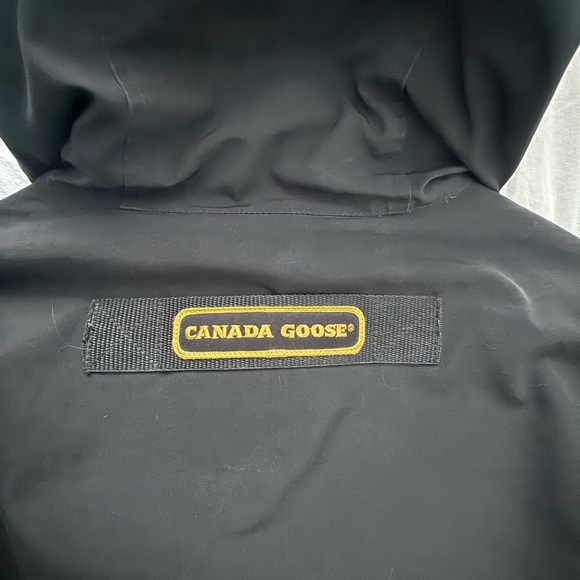 Canada Goose winter jacket - Picture 2 of 8